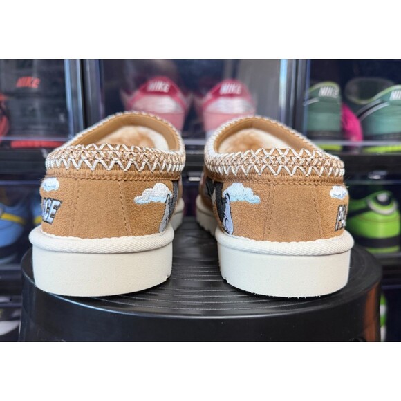 Palace x UGG Tasman Slipper Looney Tunes Size 10 Tasman